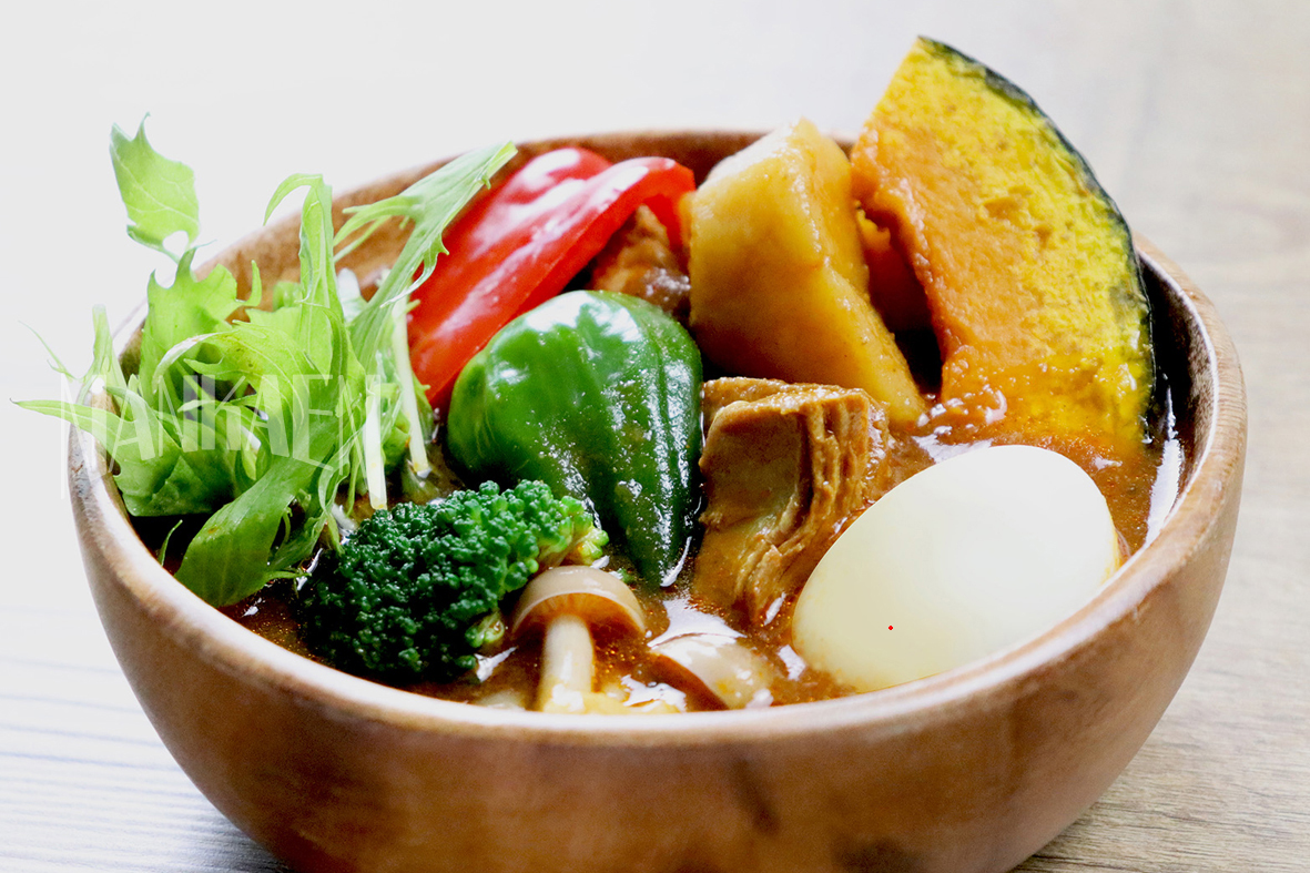 北海道鶏肉と野菜のスープカレー